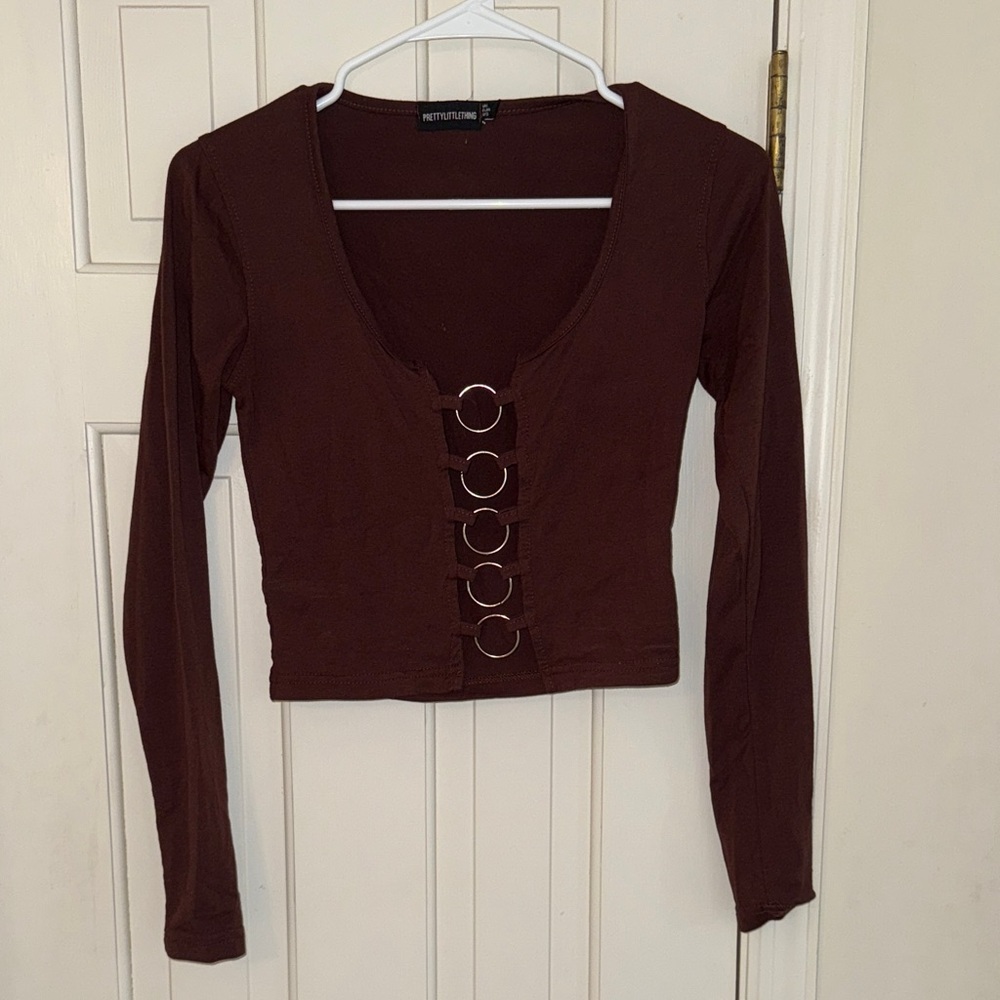 PrettyLittleThing Deep Brown Ring Detail Blouse